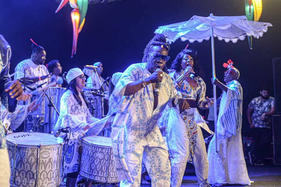 Cortejo Afro celebra Dia dos Namorados com show especial na Casa Rosa